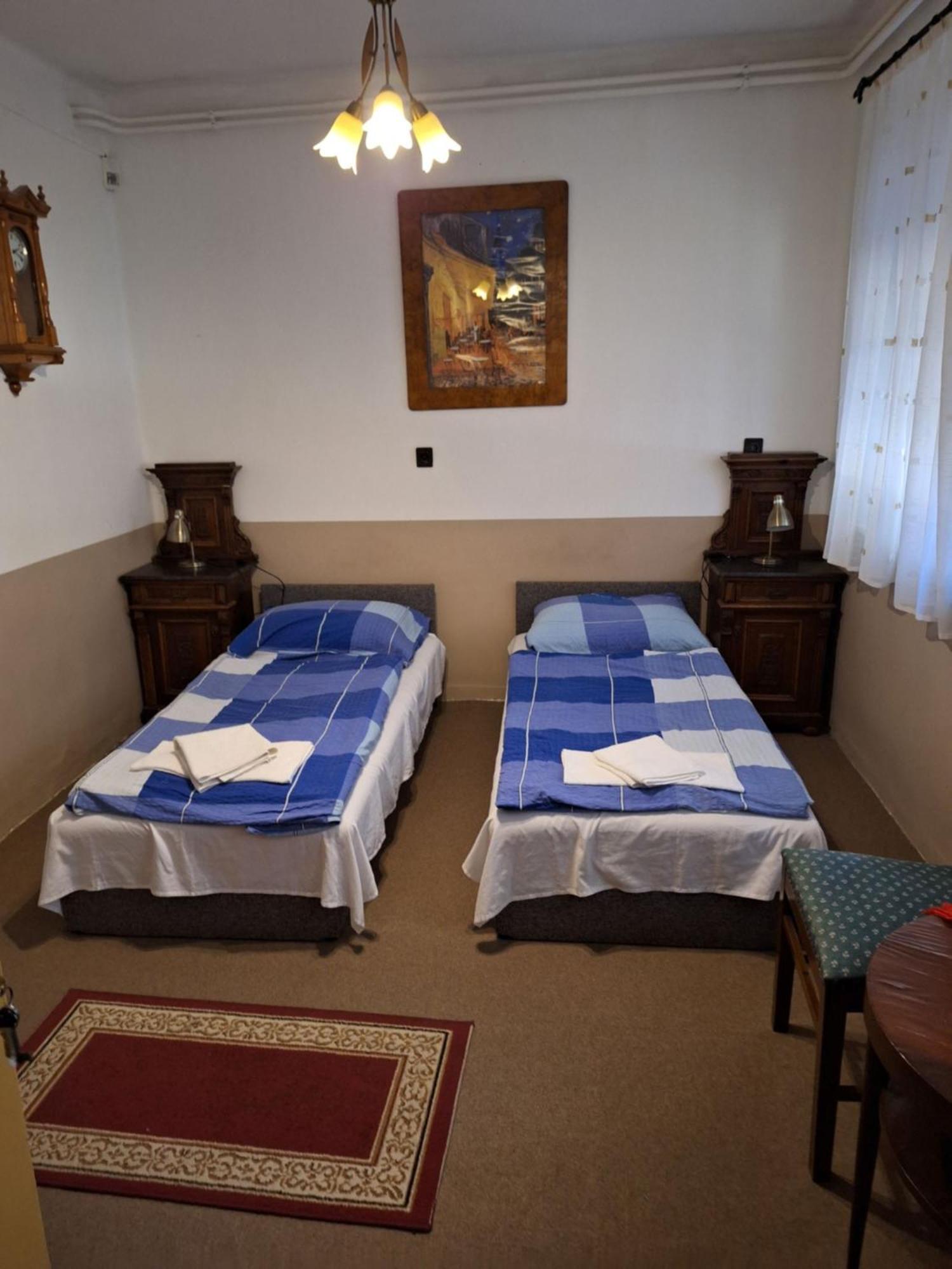 Fenyo Panzio Bed and Breakfast Mezőkövesd Buitenkant foto